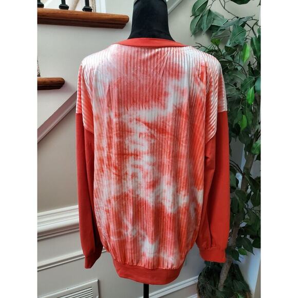 Suzanne Betro Women's Red & White Polyester Round Neck Long Sleeve Sweater 1X - Picture 6 of 10